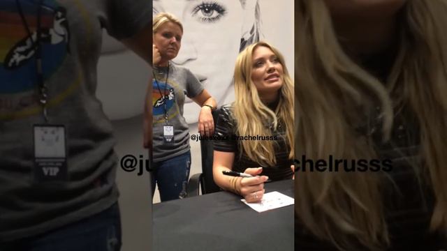 Original video: Meeting Hilary Duff "Sing to me Paolo" смотреть онлайн