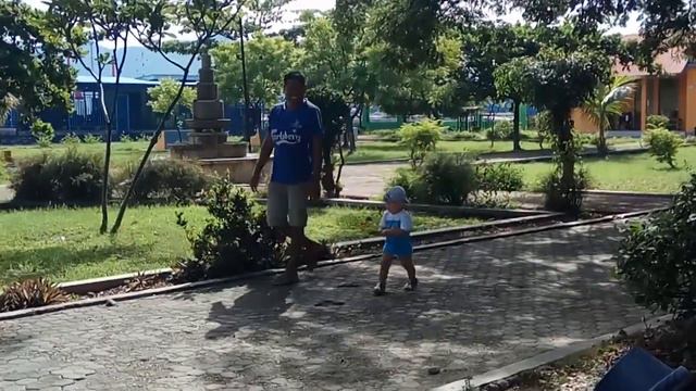 Восточный Тимор 2020.Десио играет в парке смотреть онлайн