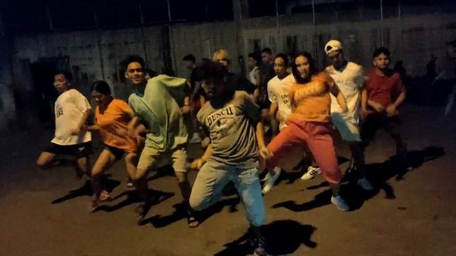 Ivana Dance Challenge Groovy Ghetto смотреть онлайн