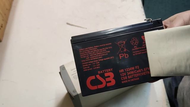 замена аккумулятора в APC Back UPS CS 650 смотреть онлайн