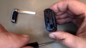 How to replace a 2023 Ford Escape 5 Button Smart Key Remote Battery