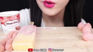 ASMR PINK STRAWBERRY ICE CREAM 핑크 딸기 아이스크림 먹방 EATING SOUNDS