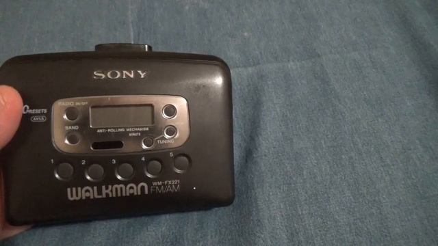 VEDA 2016 Day 25 - Classic Sony Walkman смотреть онлайн