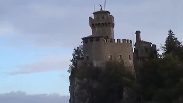 Сан-Марино. Редкие кадры смотреть онлайн