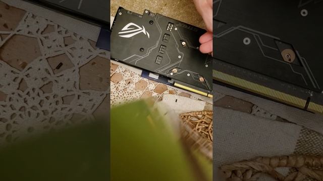 Как наносить жидкий метал на видеокарту на примере gtx 1070ti смотреть онлайн