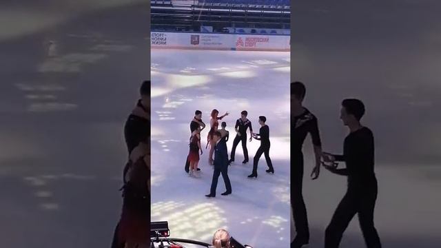 Загитова и Губерниев на шоу в Москве смотреть онлайн