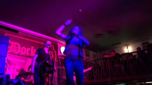 The Jack AC/DC Tribute Docker G смотреть онлайн