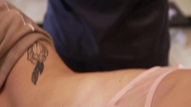 Массаж Гуаша и иглоукалывание при межреберной невралгии. Сокун Александр смотреть онлайн