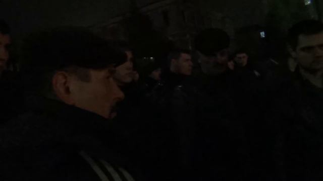 Казаки А.Сокола и активисты вместе с милицией патрулируют Васильков смотреть онлайн