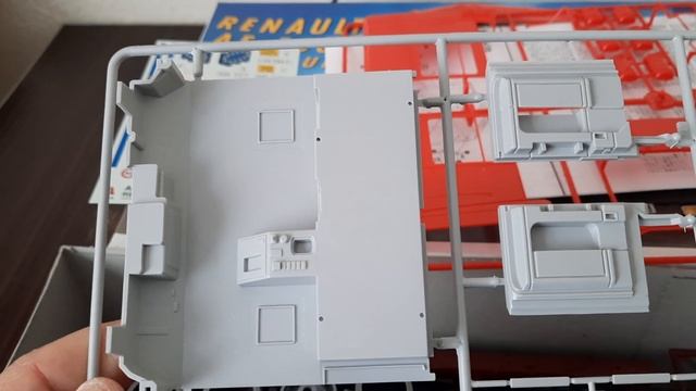 Italeri 723 Renault Ae 500 Magnum  1/24 #renaulttrucks