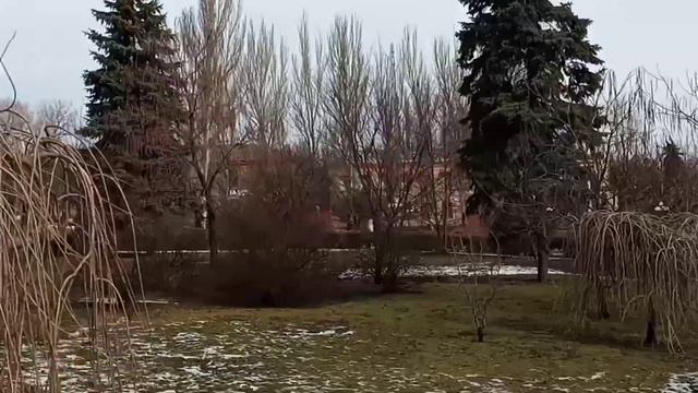 Енакиево. Весна. Центр. Прогулка. 26.03.2021. смотреть онлайн