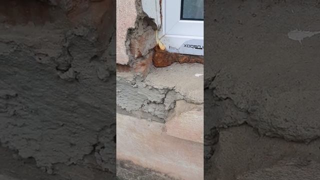 Ремонт окна и его прилегающей поверхности снаружи. Ремонт фасада под окном. смотреть онлайн