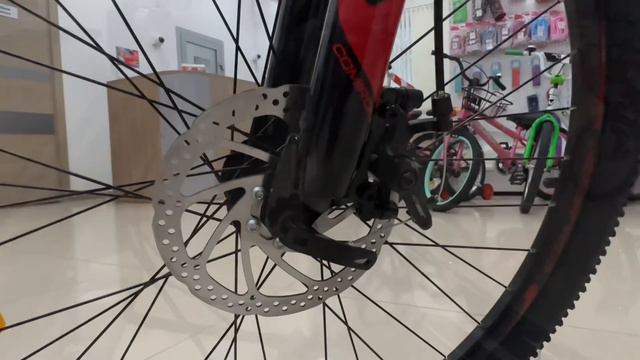 Велосипед горный COMIRON UNIVERSE 26"колеса; рама19" 21ск; чёрный глосссерый красный УТ-00002535 смотреть онлайн