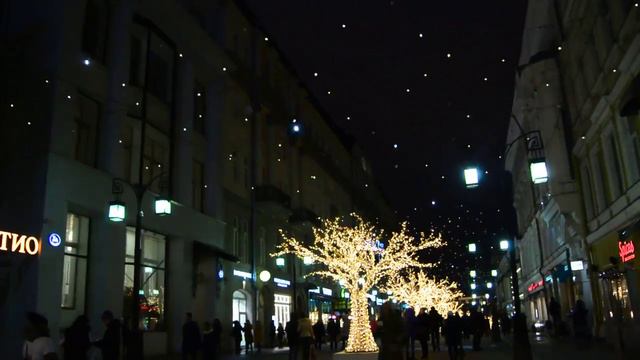 2017.02.19 Москва.Камергерский переулок украшен к Масленице смотреть онлайн