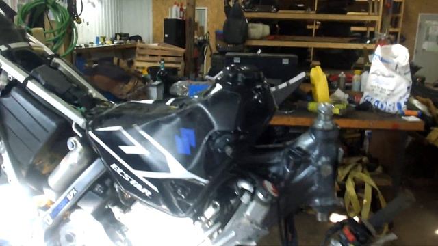 2005 Suzuki DRZ400 S смотреть онлайн