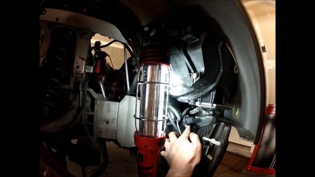 Replacing the MAF Sensors on an Aston Martin V8 Vantage смотреть онлайн