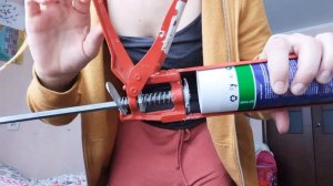 как пользоваться строительным пистолетом или как вставить тубу в него