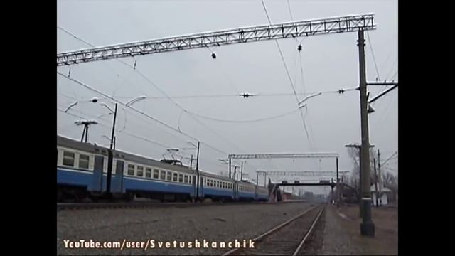 Электропоезд ЭР2-355 отправляется со ст. Новожаново смотреть онлайн