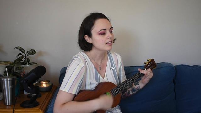 Running Up That Hill - Placebo - Ukulele Cover смотреть онлайн