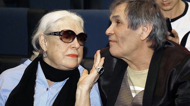 Неужели помирились? Бари Алибасов и Лидия Шукшина передумали разводиться: Этот сериал затянулся смотреть онлайн