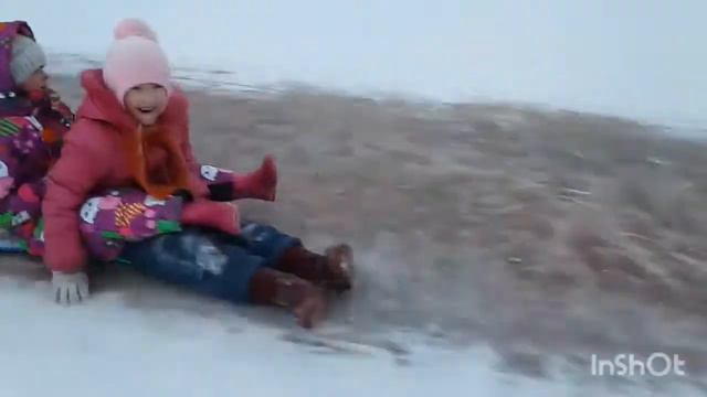 Горка на Советской площади города Березники 24.12.17 смотреть онлайн