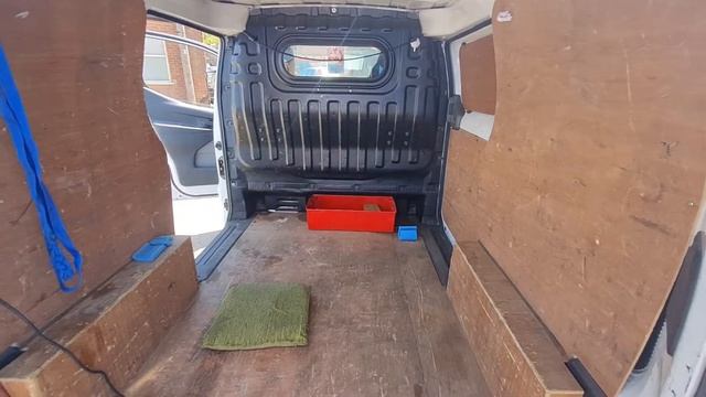 Ye61rjj NISSAN NV200 DIESEL 1.5 dCi SE Van смотреть онлайн