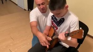 Балалайка. "Штрих". Обучение правой руки.