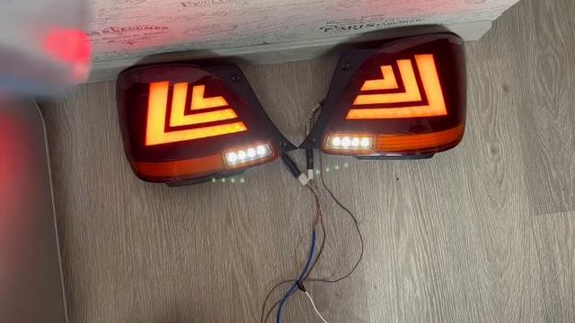 Бегущие поворотники задних фонарей Toyota Aristo Jzs161, Jzs160