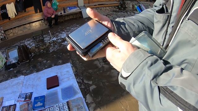 Что можно купить на блошином рынке Москвы... смотреть онлайн