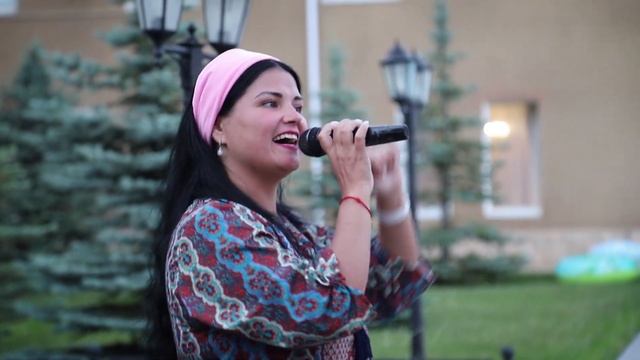 Летняя площадка бассейна при ГК Саратовский смотреть онлайн