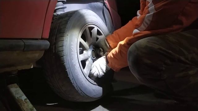 Электрический ударный гайковерт Зубр ЗГУЭ-350 смотреть онлайн