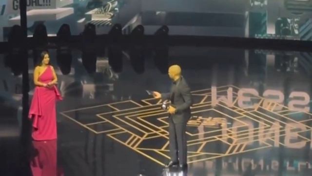 Thierry Henry Collects Messi's FIFA The Best Men's Player Award 2023 | Ceremony 2024 | Reactions | смотреть онлайн