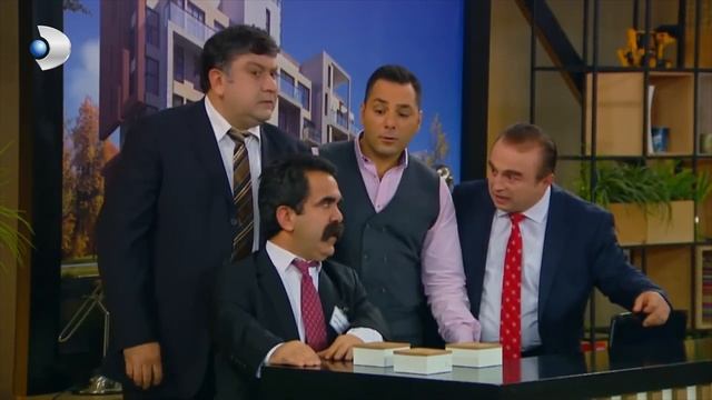 Herkes Hüseyin'le Şükrü'den Nasibini Alacak! - Çocuklar Duymasın 62. Bölüm смотреть онлайн