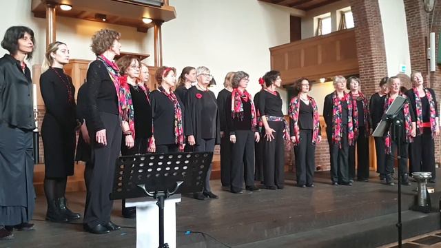 Ensemble Chubritsa - Trâgnala e malka moma смотреть онлайн