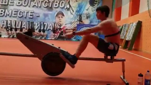 Тренажер для гребли Rowperfect RP3 Model T смотреть онлайн