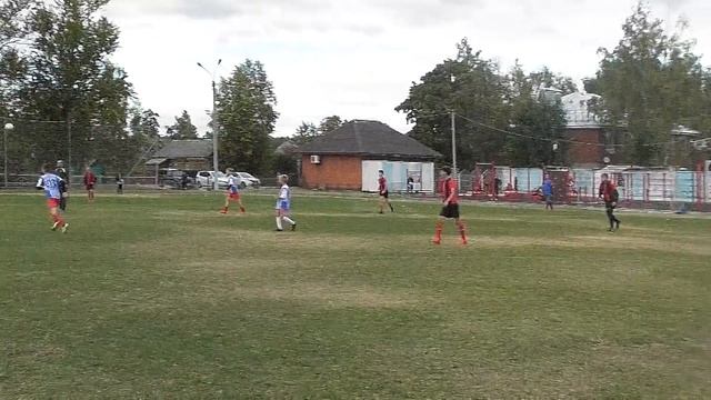 Родник - Металлург Кольчугино. 1 тайм. Первенство обл. ( 2009-10 гг.). смотреть онлайн