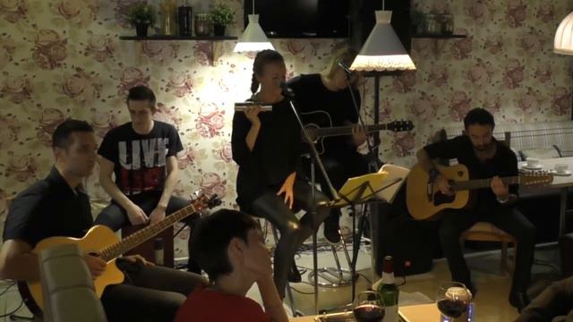 БЕЛАЯ НОЧЬ - Вон из дома (Акустика) смотреть онлайн