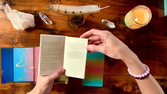 The Modern Nirvana Oracle deck flip through and review ? смотреть онлайн