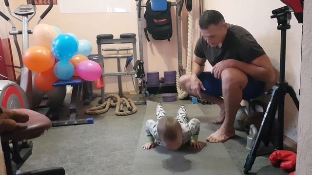 Тренировка с Гирей на Каждый День СДЕЛАЕТ ДАЖЕ РЕБЁНОК! смотреть онлайн