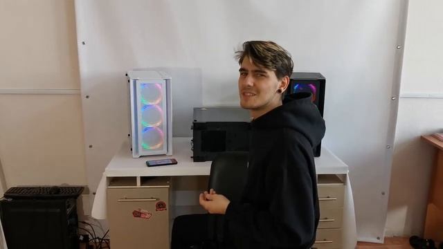 Обзор на Корпус Powercase Alisio Micro X4B / X4W CAMIB(-W)-L4 (Лучший mATX корпус) смотреть онлайн