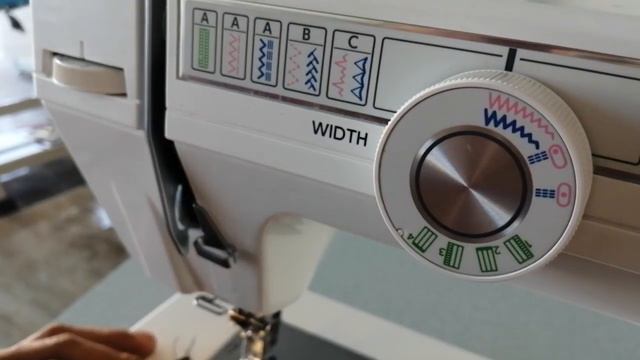 ຈັກຫຍິບກະເປົາຫິ້ວ ລາຍຫຍິບມີ 22 ລາຍ,ແຊັກຮູກະດຸມໄດ້ Janome 721 смотреть онлайн