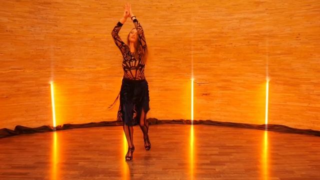 Salsa lady style Timbamania Maimbe Key To Dance смотреть онлайн