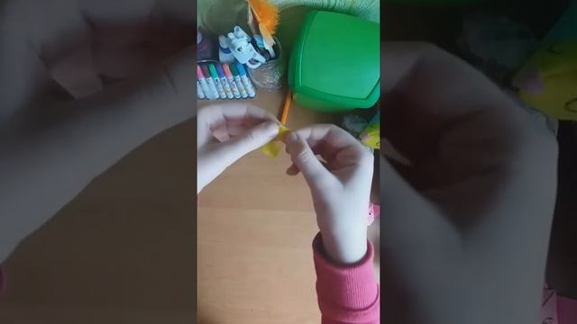 Как сделать закладку-котика из цветной бумаги /Планета Рукоделия смотреть онлайн