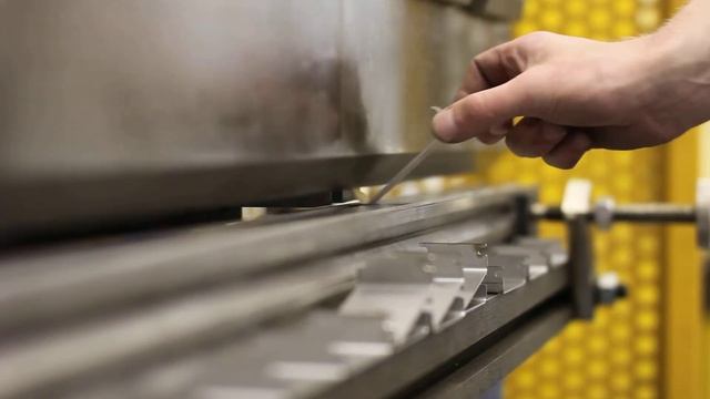 Гибка оснований трансформатора в КБЛБ смотреть онлайн