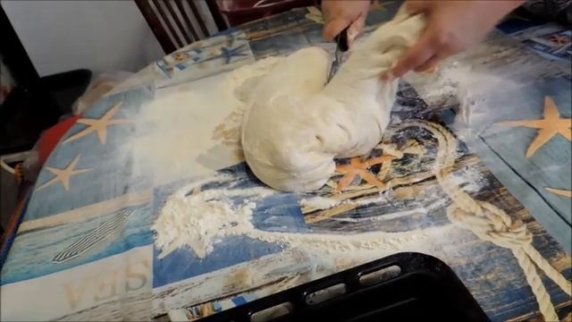 Пироги с яблоком и корицей