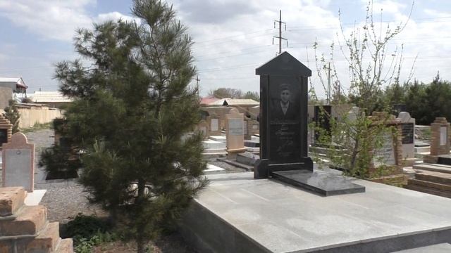 Еврейское Кладбище в городе Иолотань 2015 год. 9 смотреть онлайн