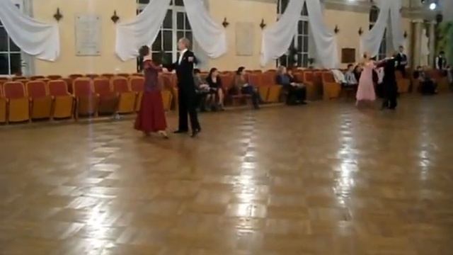 5. Бальные танцы. 2011. СПб. Грандсениоры . Козловский - Симонова. Вальс-гавот. смотреть онлайн