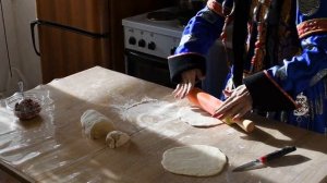 Готовим бурятское блюдо Шарбин