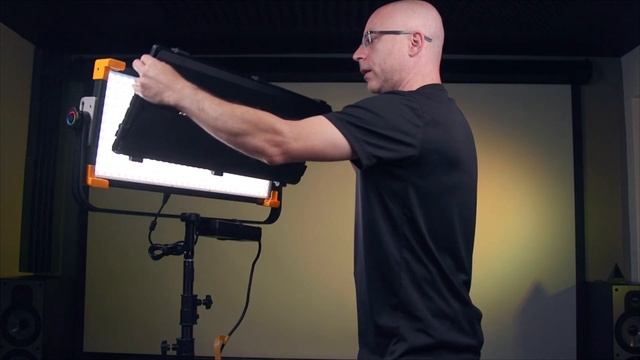 Godox LD-SG150R Softbox Kit + BOTH Grids and GRID Install HACKING! смотреть онлайн