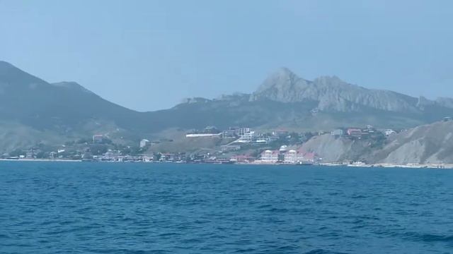 Коктебель экскурсия на вулкан Карадаг,золотые ворота,корабль Секрет с Алыми Парусами! смотреть онлайн